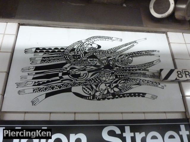 union street, subway station art