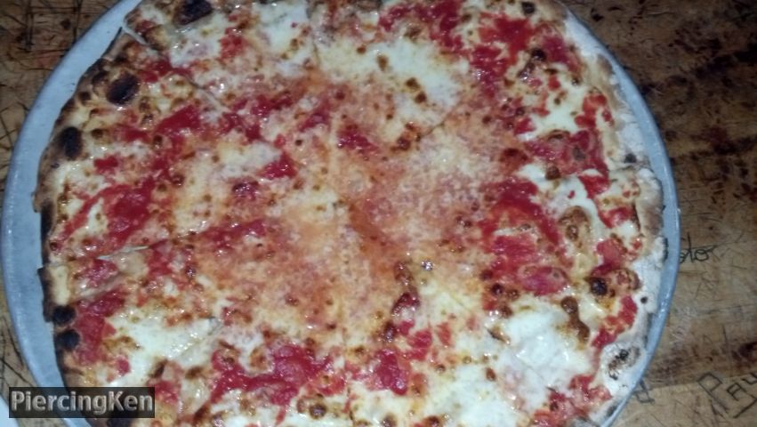 john's pizzeria, john's of bleecker street