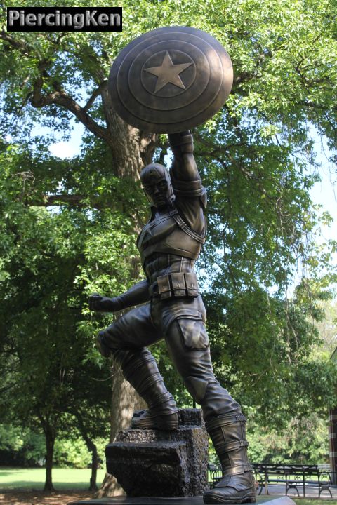 captain america statue