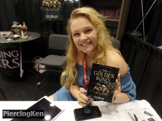 book con, book con 2018, photos from book con 2018